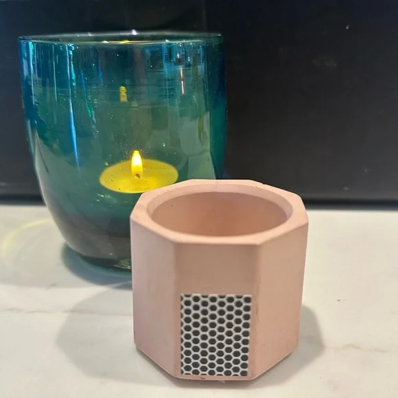 Anthropologie Tenn Prarie Pink Striker Match Holder - Picture 8 of 13